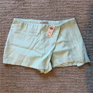 Abercrombie & Fitch Light Mint Wrap-Front Skort Shorts